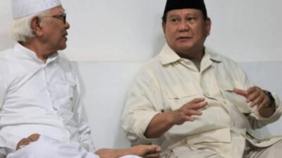 Prabowo Subianto Sowan ke Para Kyiai, Minta Restu Nyapres