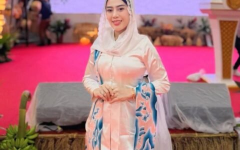 Penyanyi Teh Kanaya Meninggal Dunia Usai Berjuang Melawan Kanker