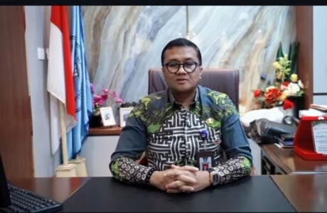 Pertamina Salurkan Masker Saat Sekolah di Padang Wajibkan Penggunaan Masker