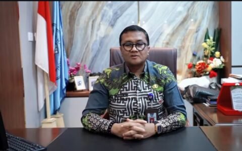 Pertamina Salurkan Masker Saat Sekolah di Padang Wajibkan Penggunaan Masker