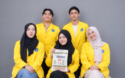 Mahasiswa dan Siswa Indonesia Raih Medali Perak di Kompetisi Esai Malaysia